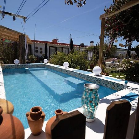 Beach House Babylon Guest House With Kitchenette And Garden Торейра Екстериор снимка