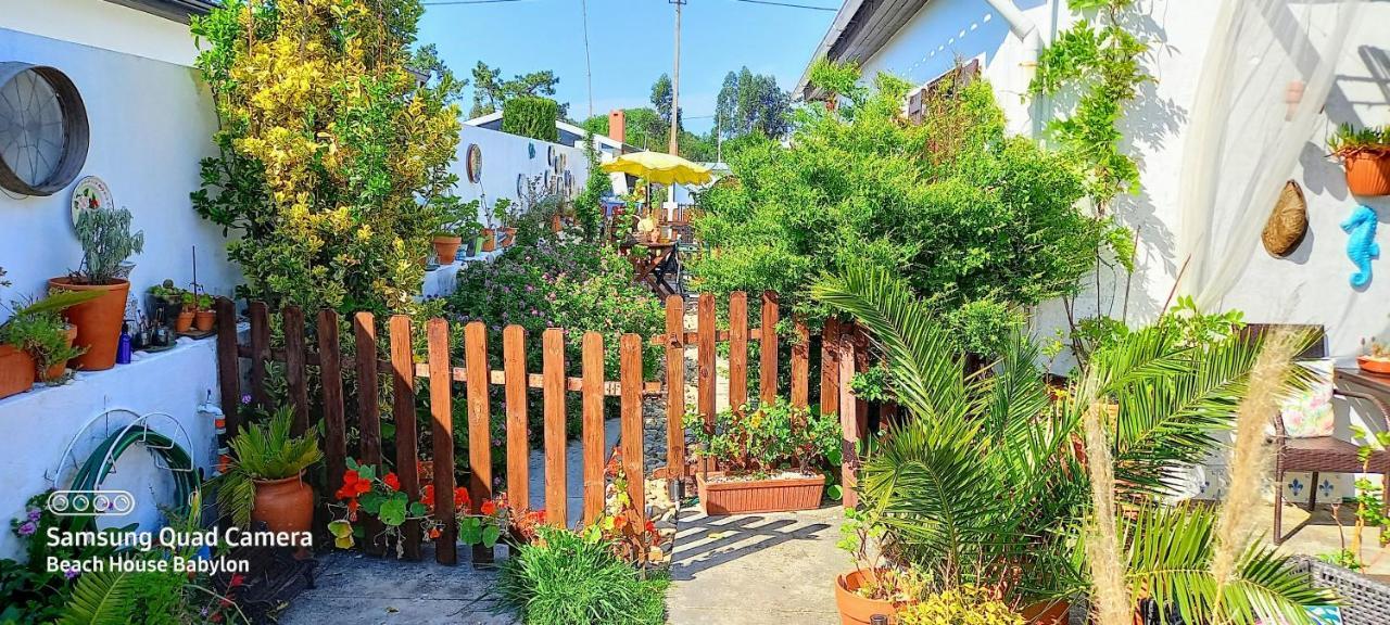 Beach House Babylon Guest House With Kitchenette And Garden Торейра Екстериор снимка