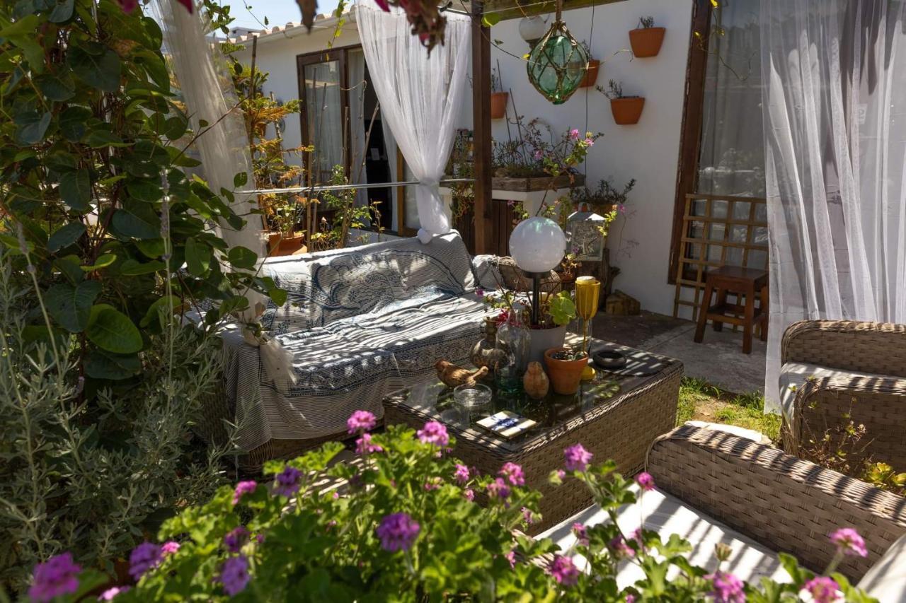 Beach House Babylon Guest House With Kitchenette And Garden Торейра Екстериор снимка