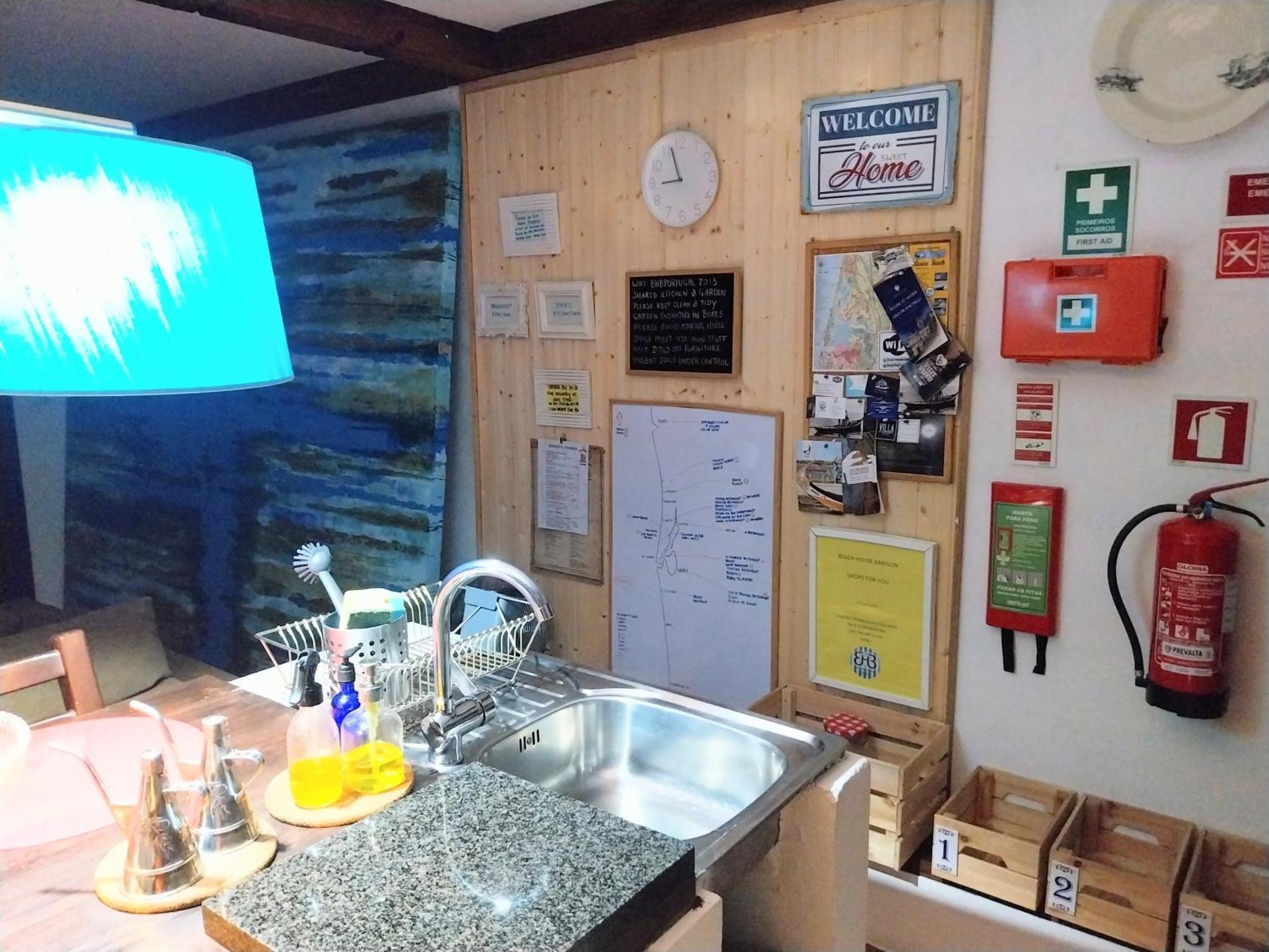 Beach House Babylon Guest House With Kitchenette And Garden Торейра Екстериор снимка