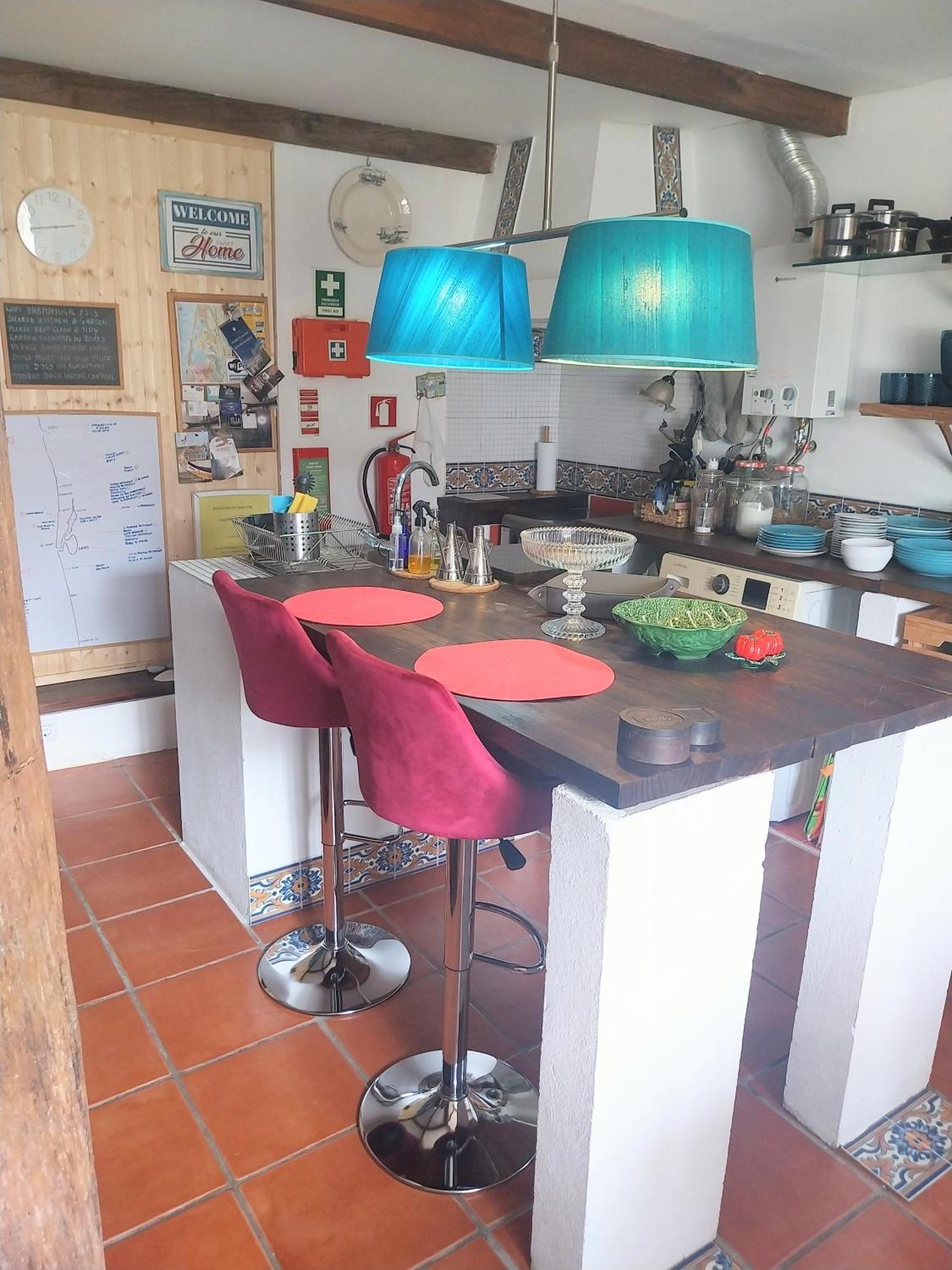 Beach House Babylon Guest House With Kitchenette And Garden Торейра Екстериор снимка